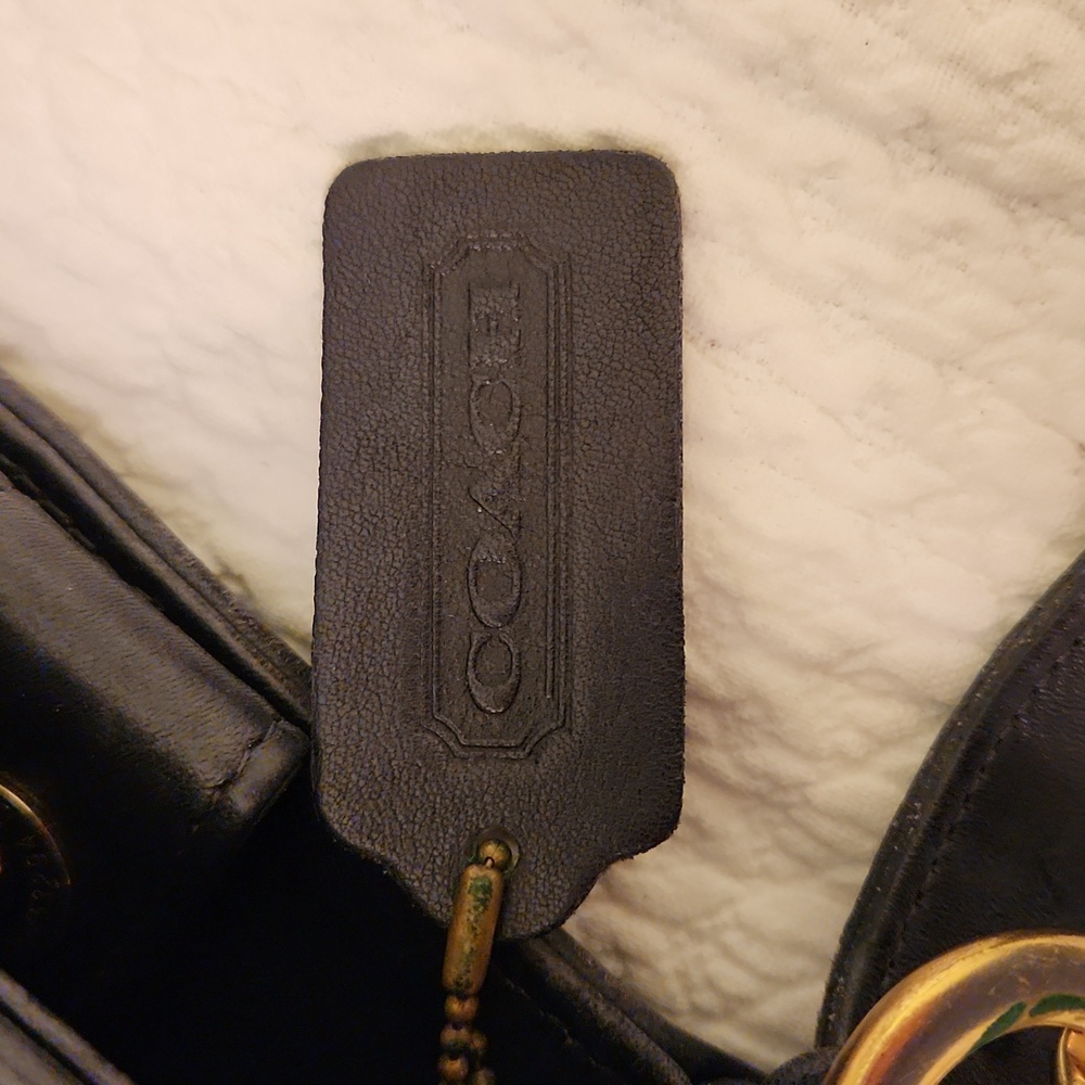 Coach Dark Navy Leather Shoulder Bag with Gold Accents - Picture 2 of 9